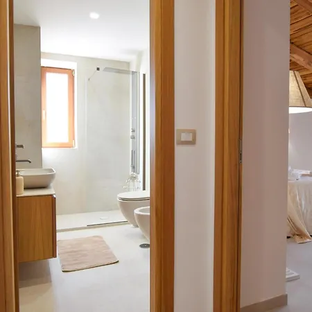 Apartament Awesome In San Marco Di Castellab